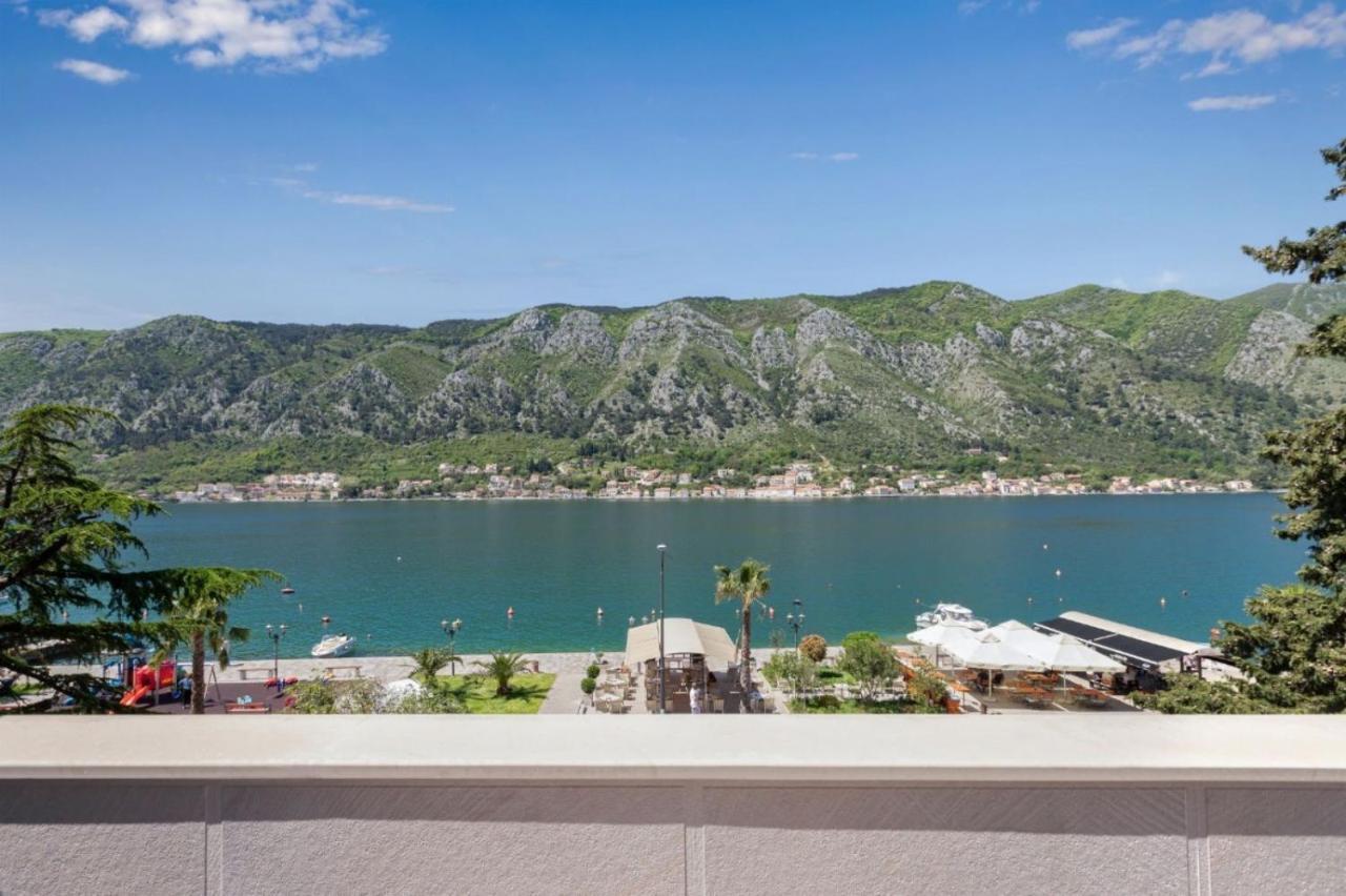 شقة كوتور  في Otasevic Family Sea View المظهر الخارجي الصورة