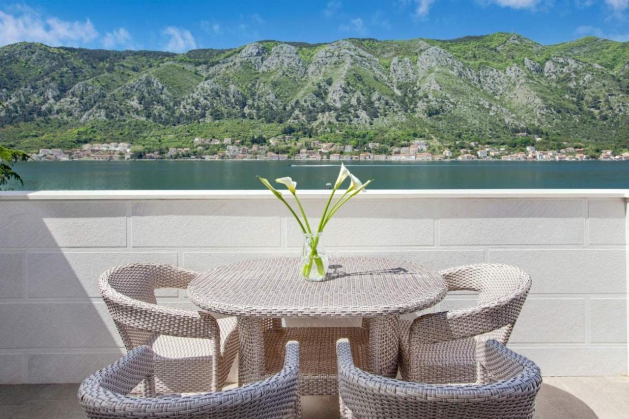 شقة كوتور  في Otasevic Family Sea View المظهر الخارجي الصورة